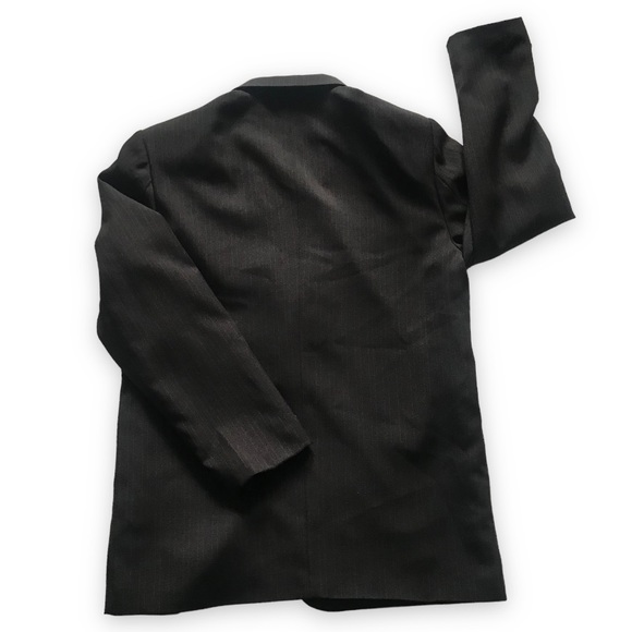 Arrow Black/Grey Pinstripe Blazer - Picture 7 of 10
